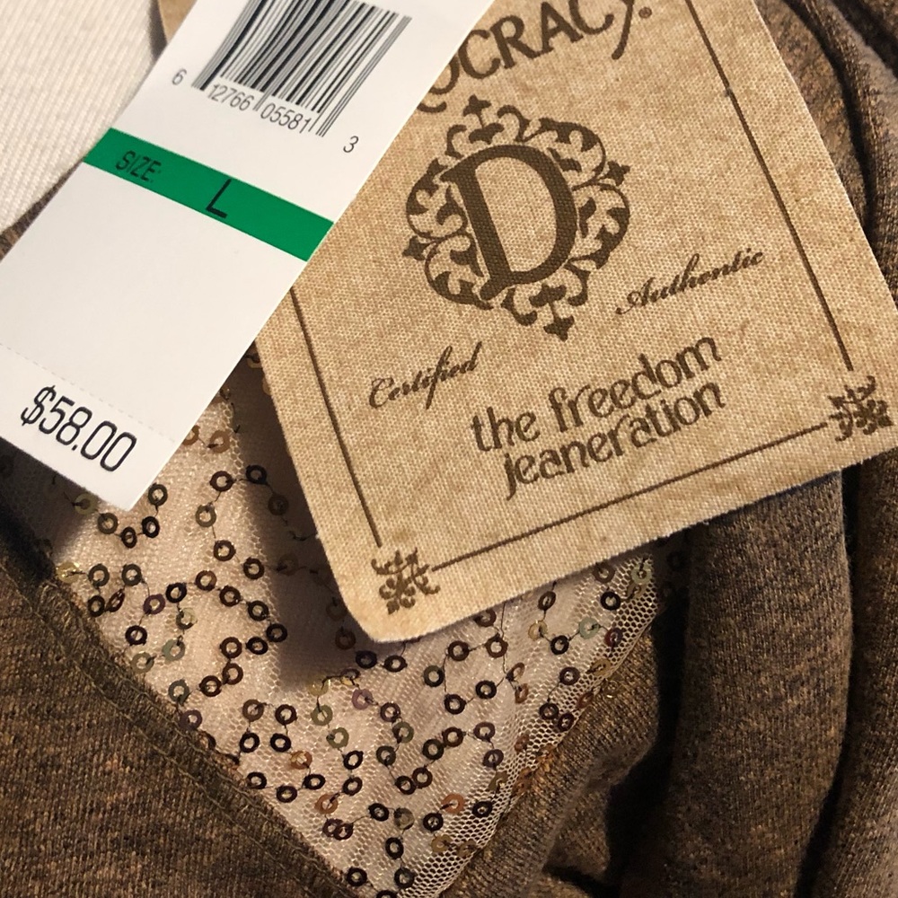 🌟 Top - Picture 5 of 5